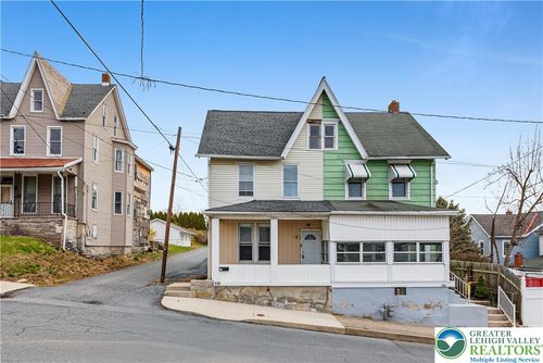 130 Center St, Slatington, PA, 18080-1503 | Card Image