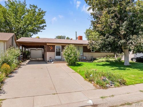 1617 Maplewood Dr, Pueblo, CO, 81005-2246 | Card Image
