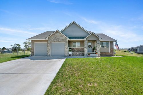 145 E Poplar Cir, Goddard, KS, 67052-9091 | Card Image