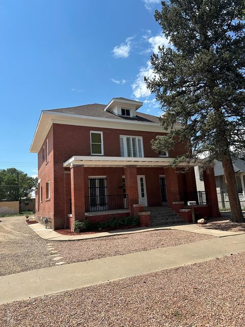 1725 Lake Ave, Pueblo, CO, 81004-3317 | Card Image