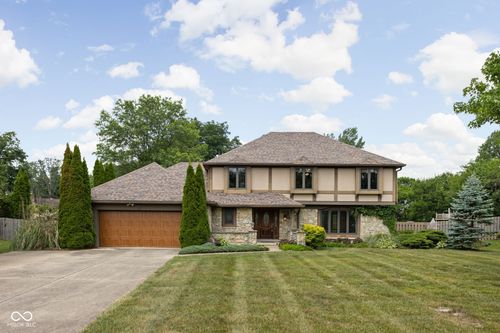 3818 Creekside Dr, New Palestine, IN, 46163-9546 | Card Image