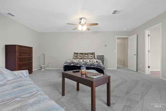 9143 W Alderberry Dr, House other with 5 bedrooms, 3 bathrooms and 2 parking in Boise ID | Image 27