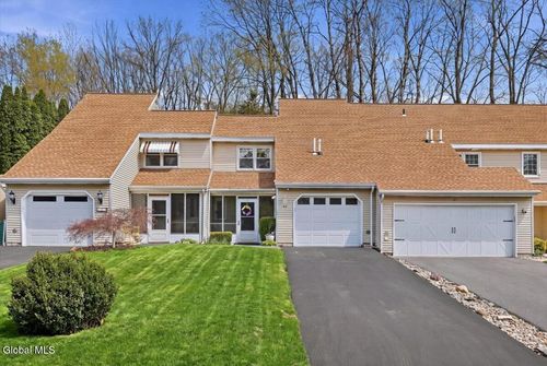 25 Grant Hill Ct, Clifton Park, NY, 12065-7704 | Card Image