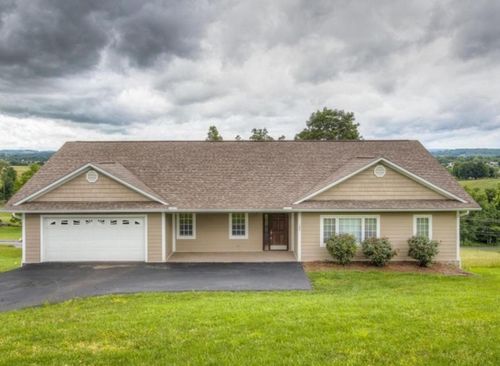 144 Free Hill Ext, Gray, TN, 37615-2500 | Card Image