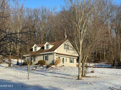 203 Hoover Ln, DUNCANSVILLE, PA, 16635-6811 | Card Image
