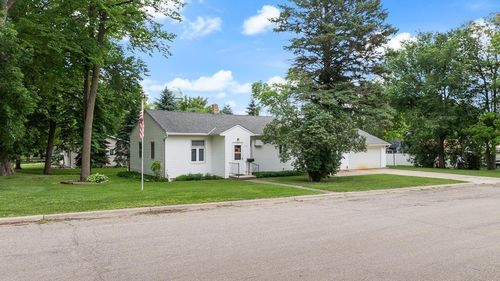 223 W Rotherwood St, Ivanhoe, MN, 56142-9657 | Card Image