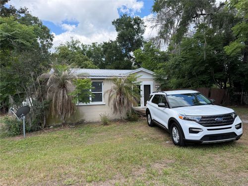 11054 Se 56th Ave, BELLEVIEW, FL, 34420-3364 | Card Image
