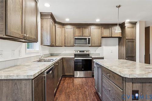 4248 Old Virginia St, Urbanna, VA, 23175-2155 | Card Image