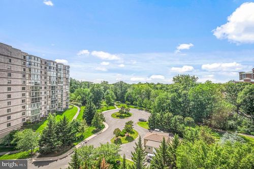 unit-802-19355 Cypress Ridge Ter, LEESBURG, VA, 20176-6916 | Card Image