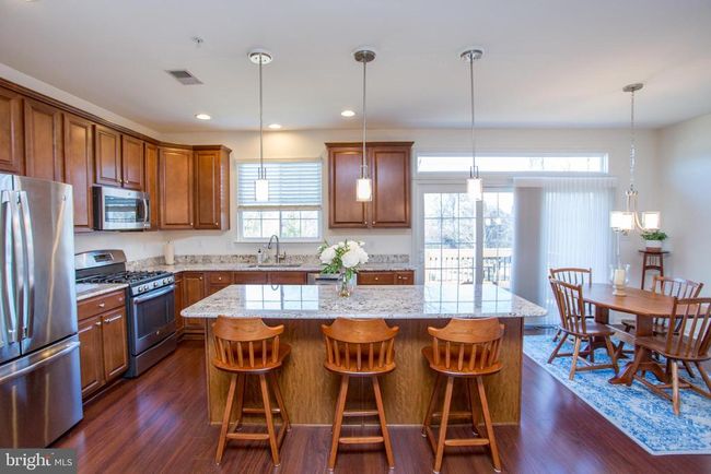 1994 Hickory Ln, Townhouse with 3 bedrooms, 4 bathrooms and null parking in LANGHORNE PA | Image 9