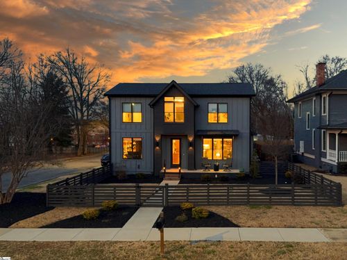 412 Perry Ave, Greenville, SC, 29601-2328 | Card Image