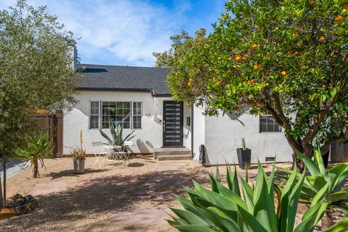 411 N Alisos St, SANTA BARBARA, CA, 93103-2601 | Card Image