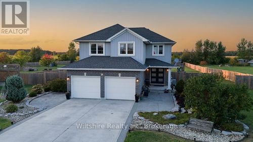 335 Talbot St, Courtland, ON, N0J1E0 | Card Image