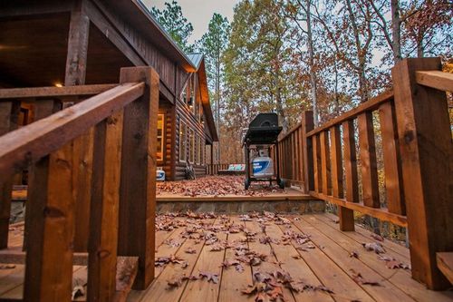 168 Basswood Trl, Broken Bow, OK, 74728-2746 | Card Image