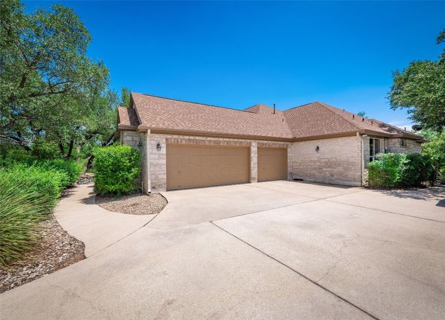 104 E Rustle Cv, House other with 4 bedrooms, 4 bathrooms and 3 parking in Georgetown TX | Image 37