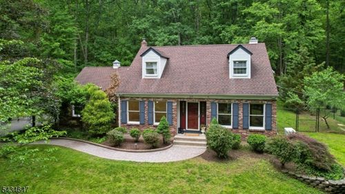 219 E Mountain Rd, Hillsborough, NJ, 08844-2404 | Card Image