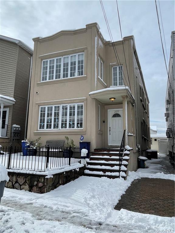 Hobart Ave, Bronx, NY 10461