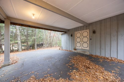 90 Blueberry Ln, Westwood, MA, 02090-3002 | Card Image