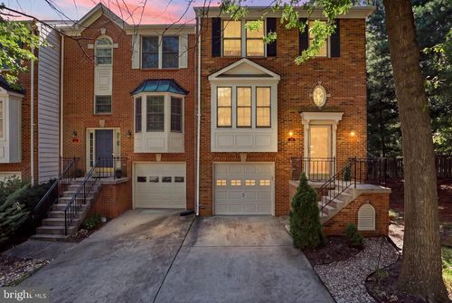 2117 Patty Ln, VIENNA, VA, 22182-4021 | Card Image