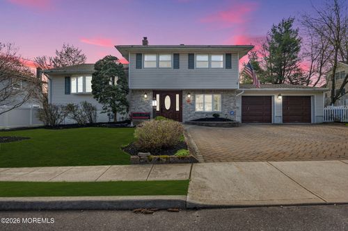 29 Carol Ln, Spotswood, NJ, 08884-1415 | Card Image
