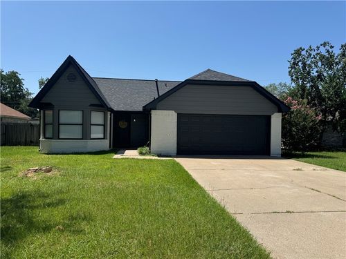 3908 Sierra Ct, Bryan, TX, 77802-3549 | Card Image