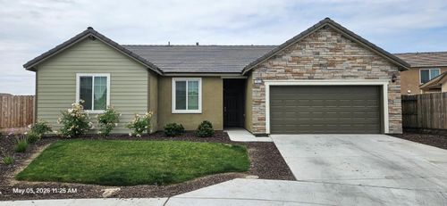 1813 Yerba Ct, Selma, CA, 93662-3486 | Card Image