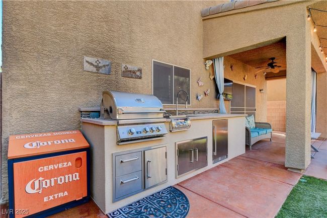 Outdoor kitchen, Grill, Refrigerator & Sink | Image 58