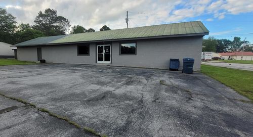 1631 Oak St, Russellville, AL, 35654-3262 | Card Image