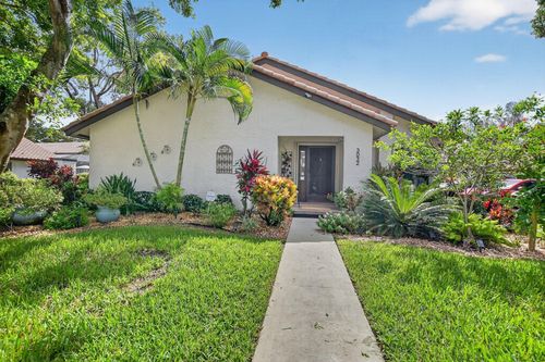3032-3032 Deer Creek Lake Shore Dr, Deerfield Beach, FL, 33442-7930 | Card Image