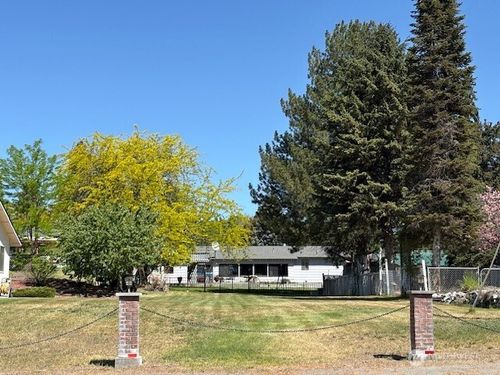 23 W Hale Avenue, Omak, WA, 98841 | Card Image