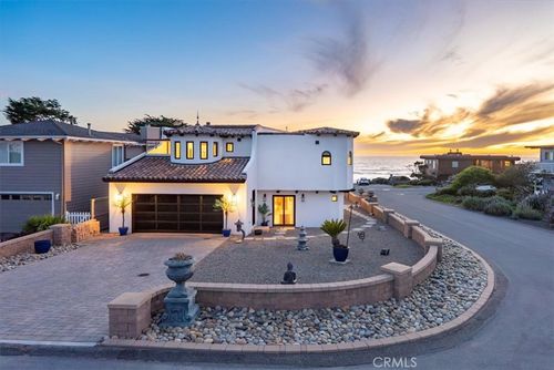 2090 Sherwood Dr, Cambria, CA, 93428-4410 | Card Image