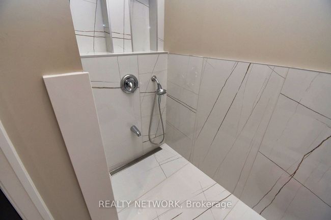 68 Mountain Brow Blvd, House other with 6 bedrooms, 6 bathrooms and 8 parking in Hamilton ON | Image 26