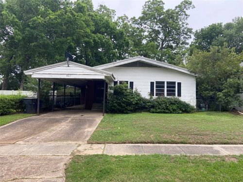 927 Dalzell St, Shreveport, LA, 71104-2120 | Card Image
