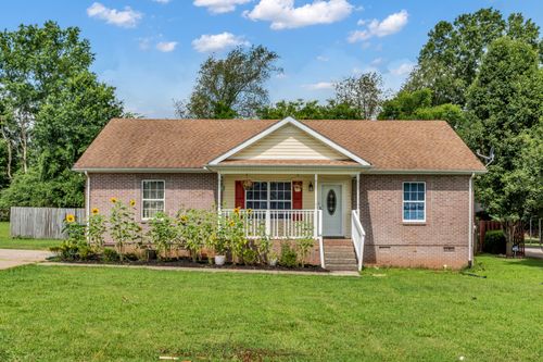 104 Buena Vista Dr, Portland, TN, 37148-7730 | Card Image