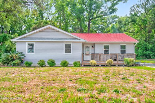 1950 Ocean View Dr Sw, Ocean Isle Beach, NC, 28469-5734 | Card Image
