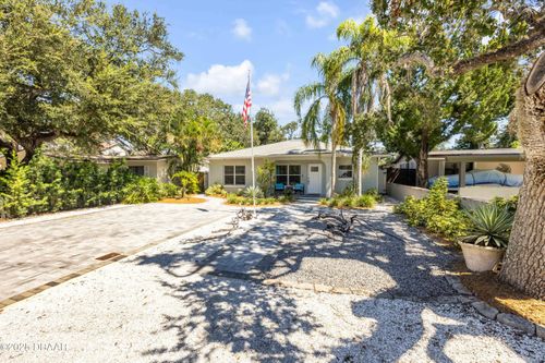 3507 Saxon Dr, New Smyrna Beach, FL, 32169-3638 | Card Image