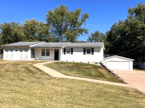 6 Laura Hill Rd, SAINT PETERS, MO, 63376-3621 | Card Image