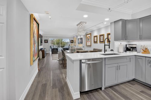 207-14111 Royal Vista Dr, Delray Beach, FL, 33484-1824 | Card Image