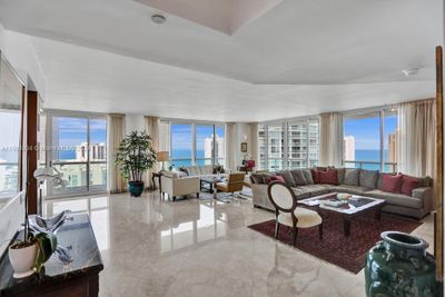 2651 - 16500 Collins Ave, Condo with 3 bedrooms, 3 bathrooms and null parking in Sunny Isles Beach FL | Image 1