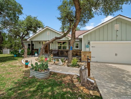 1555 Desiree St, Canyon Lake, TX, 78133-1964 | Card Image