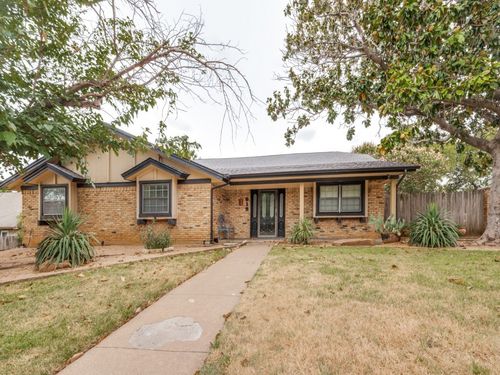 618 Brent Dr, Arlington, TX, 76012-3520 | Card Image