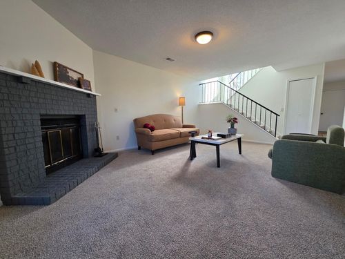 8864 Cottonwood Ln N, Maple Grove, MN, 55369-6806 | Card Image