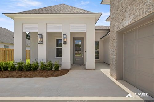 5041 Scotts Bayou Ln, Madisonville, LA, 70447-3287 | Card Image