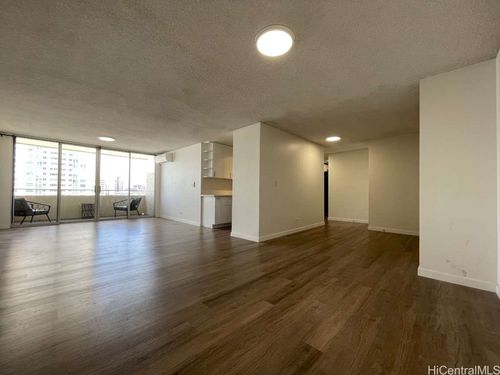 apt-16e-920 Ward Ave, Honolulu, HI, 96814-2100 | Card Image