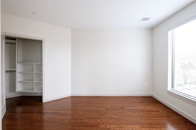 APT-301 - 455 Harvard St, Condo with 2 bedrooms, 1 bathrooms and 1 parking in Brookline MA | Image 8