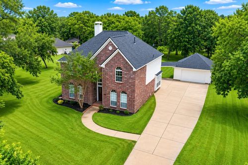 7110 Rustling Oaks Dr, Richmond, TX, 77469-7338 | Card Image