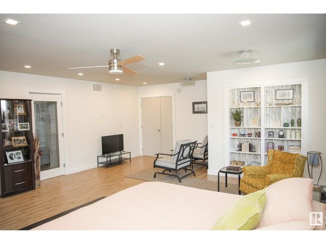 116 Main St, House other with 4 bedrooms, 3 bathrooms and 6 parking in Kingman AB | Image 9