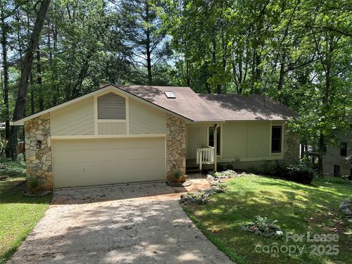 4 Bramble Ct, Arden, NC, 28704-9482 | Card Image