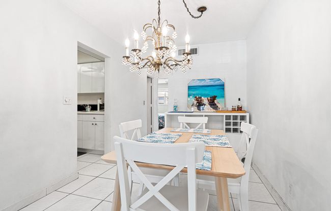 APT-107 - 419 Golden Isles Dr, Condo with 1 bedrooms, 1 bathrooms and null parking in Hallandale Beach FL | Image 13