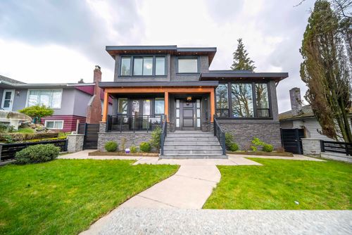 3832 Kincaid St, Burnaby, BC, V5G1V7 | Card Image